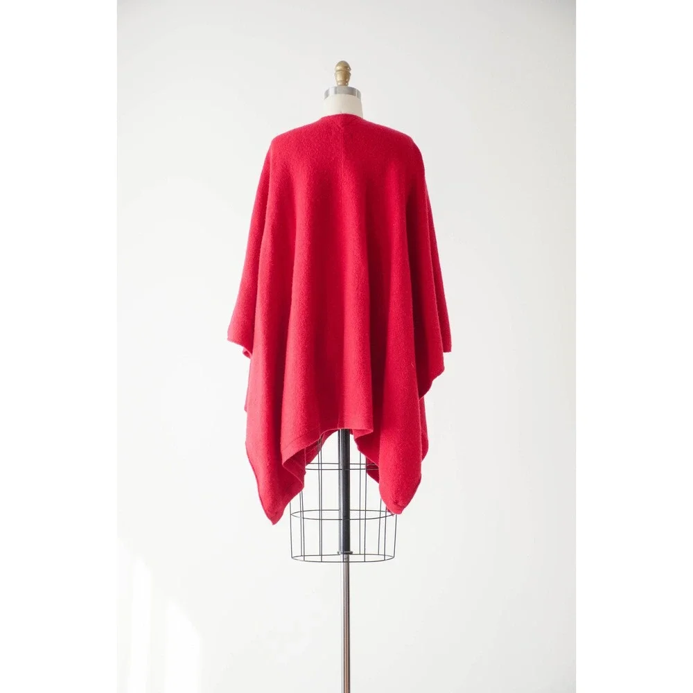 Pierre‎ Cardin red wool cape wool dark academia cottagecore sweater poncho